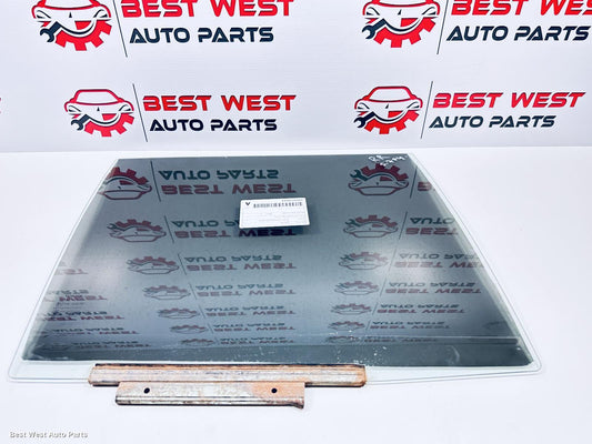 2019 TOYOTA HILUX Right Rear Door Window