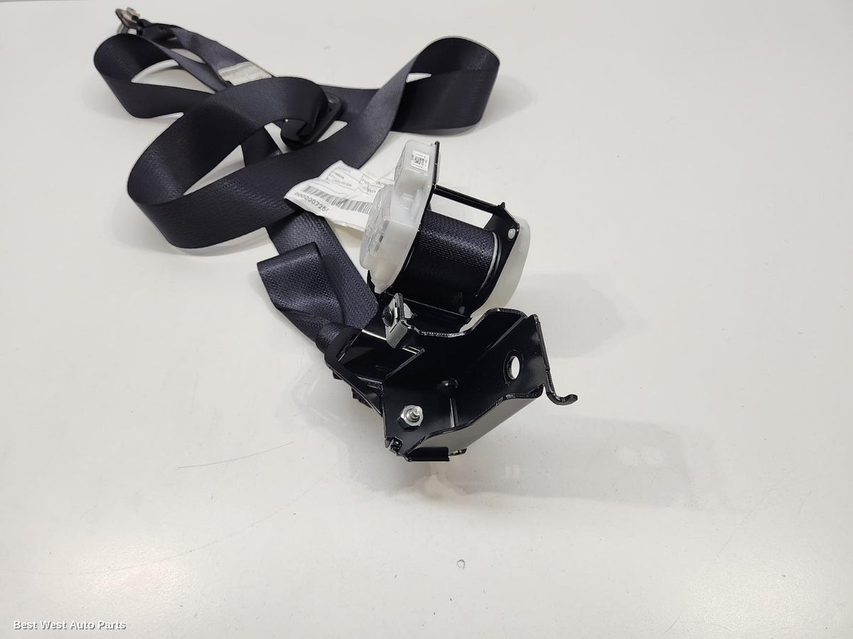 2017 SUBARU FORESTER Seatbelt/Stalk