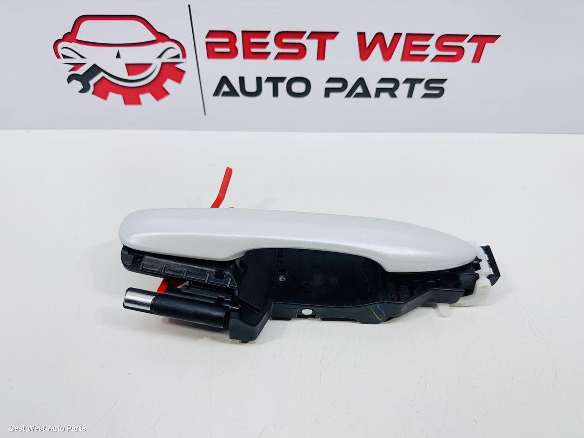 2022 TOYOTA COROLLA Door Handle