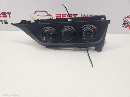 2014 TOYOTA COROLLA Heater/Ac Controls