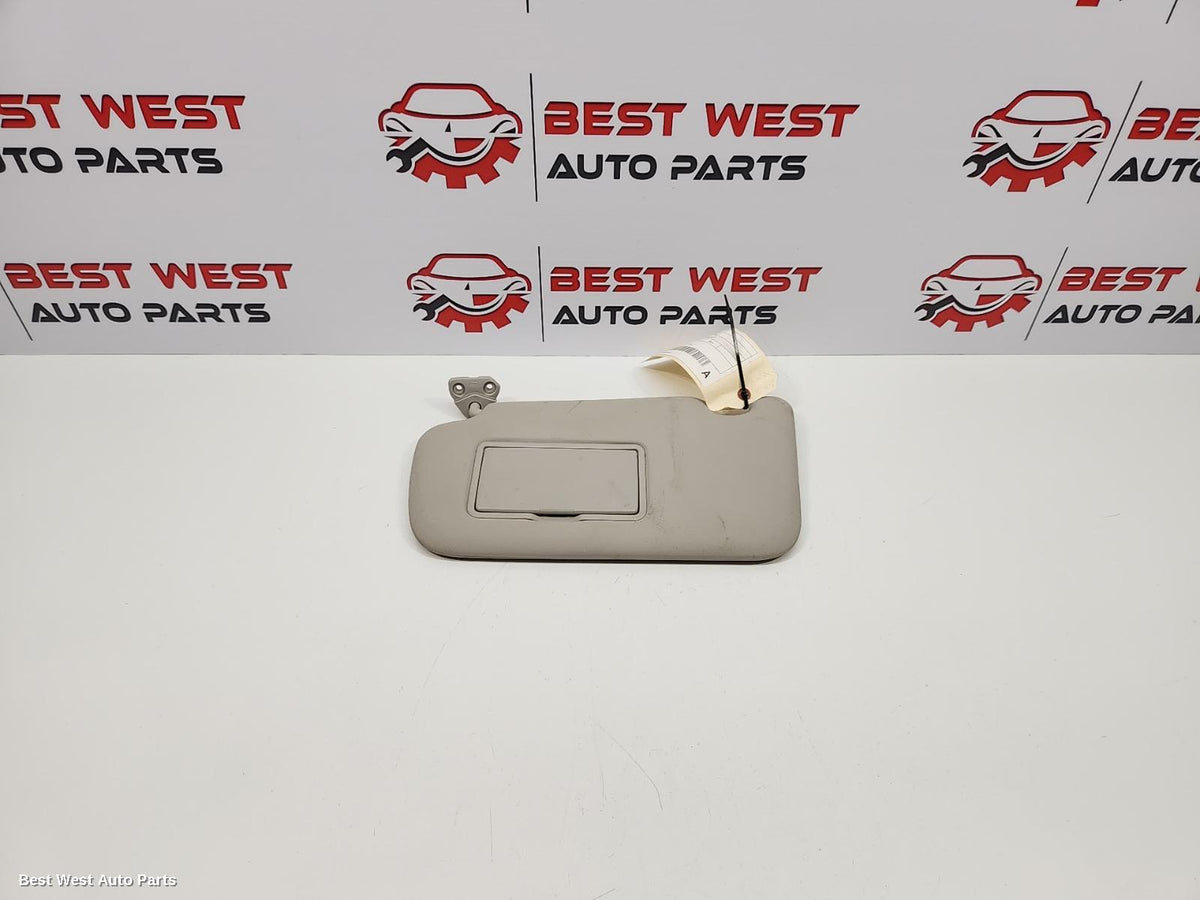 2015 NISSAN PULSAR Sunvisor