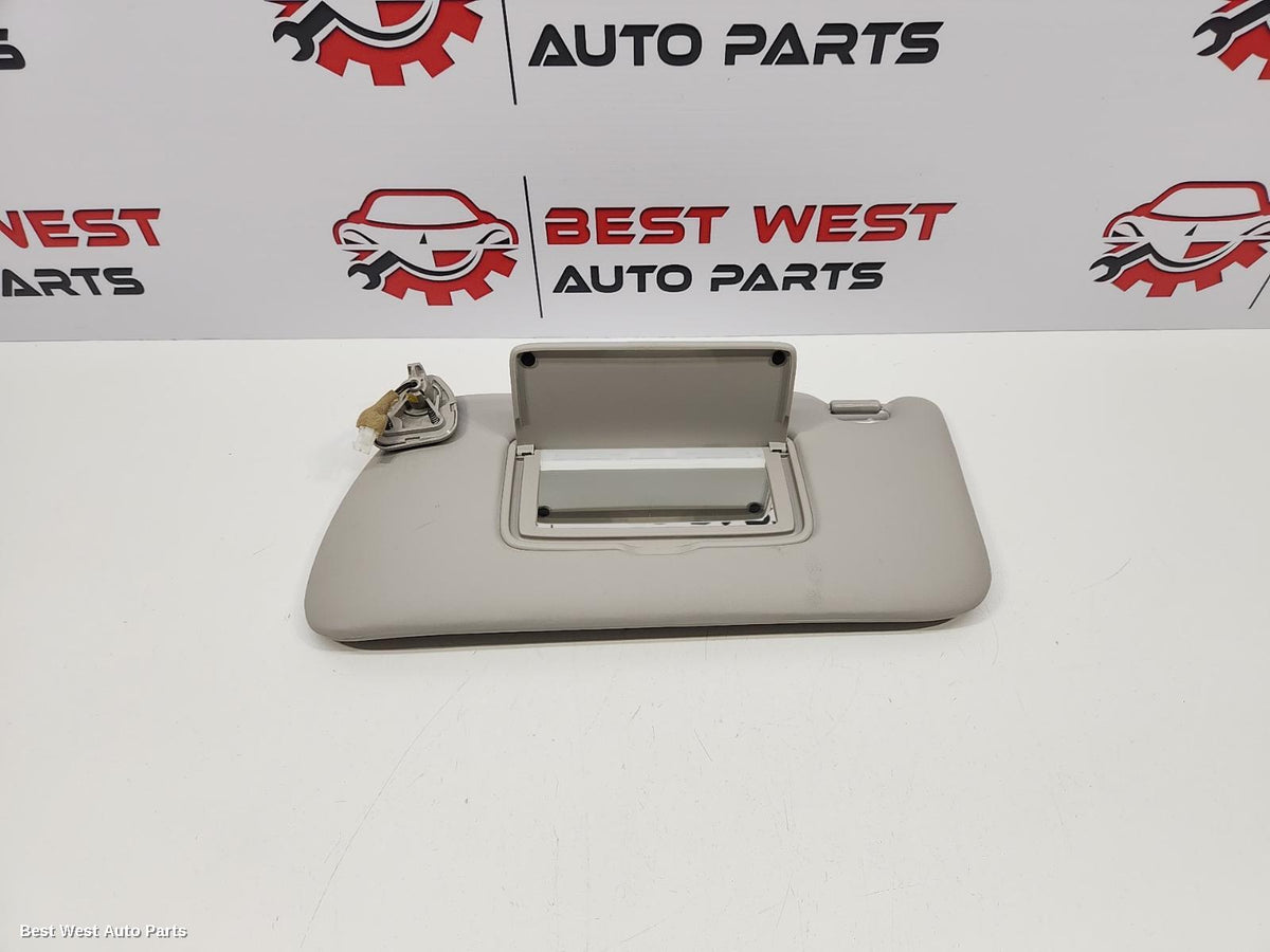 2023 NISSAN NAVARA Sunvisor