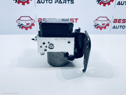 2024 TOYOTA HILUX Abs Pump/Modulator