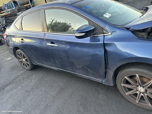 2013 NISSAN PULSAR RIGHT_REAR_DOOR_SLIDING