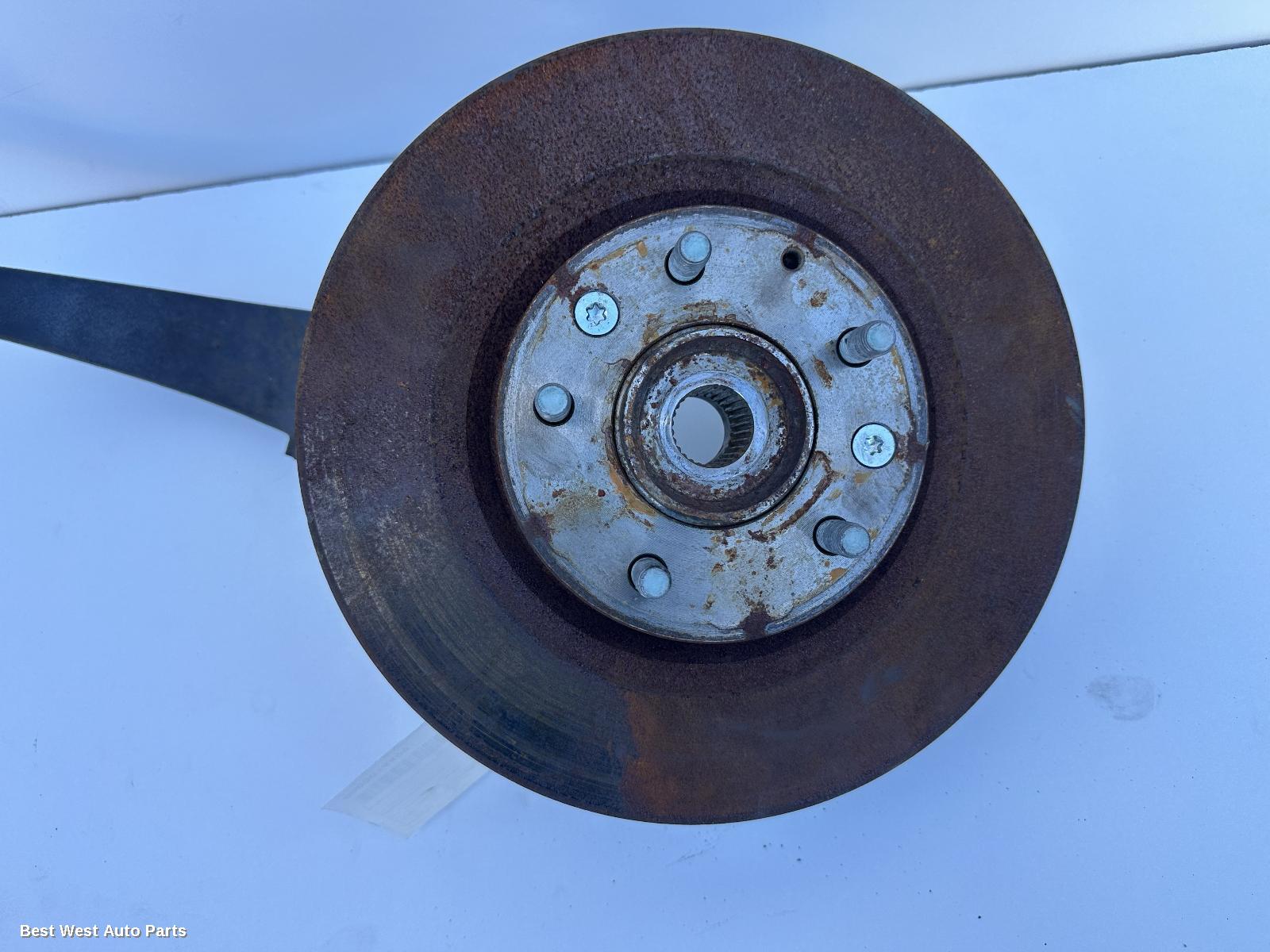 2011 MAZDA 6 Right Front Hub Assembly