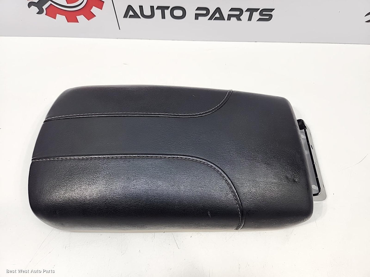 2020 NISSAN XTRAIL Console