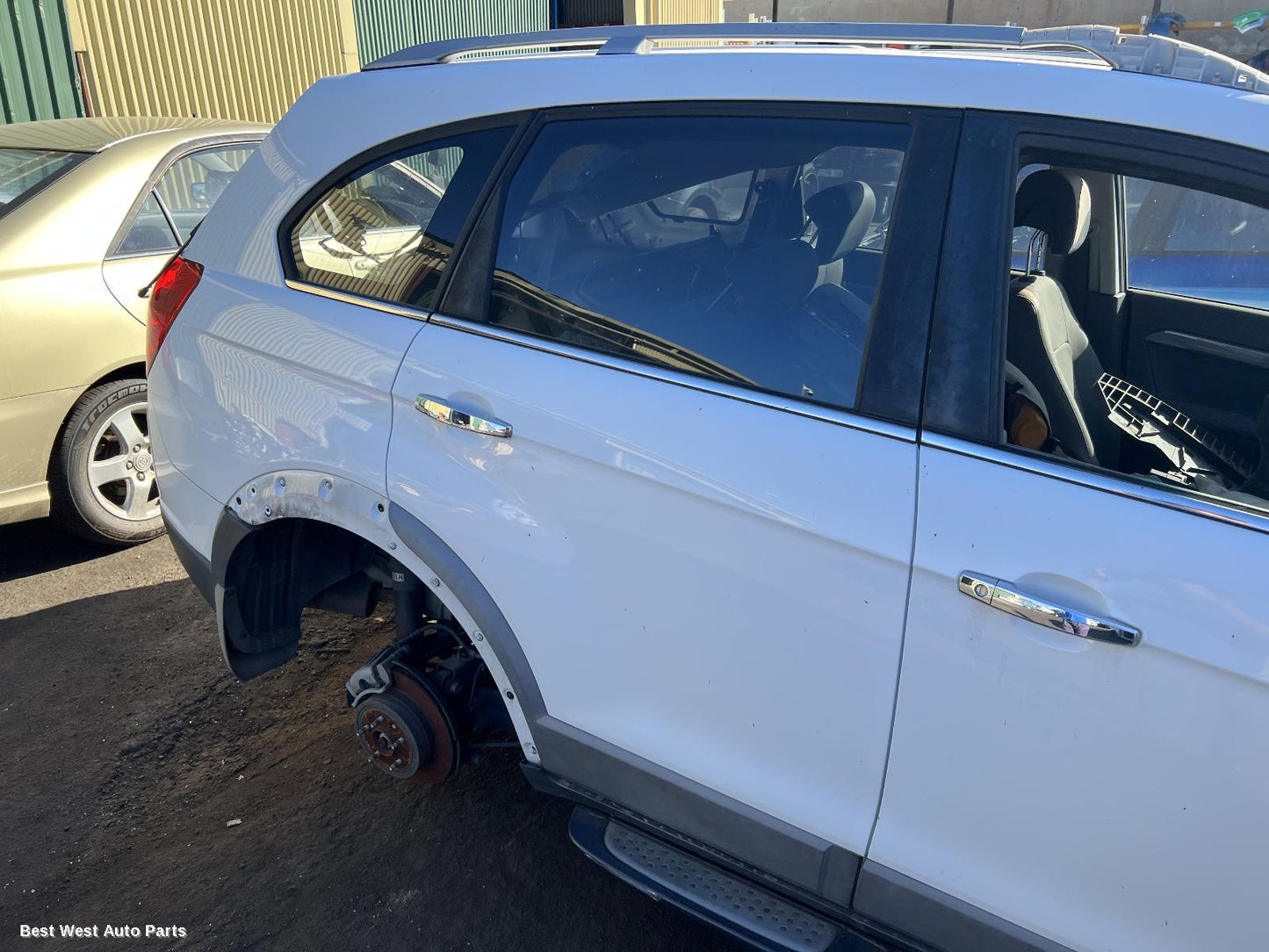 2011 HOLDEN CAPTIVA RIGHT_REAR_DOOR_SLIDING