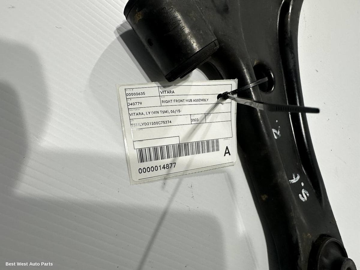 2023 SUZUKI VITARA Right Front Hub Assembly