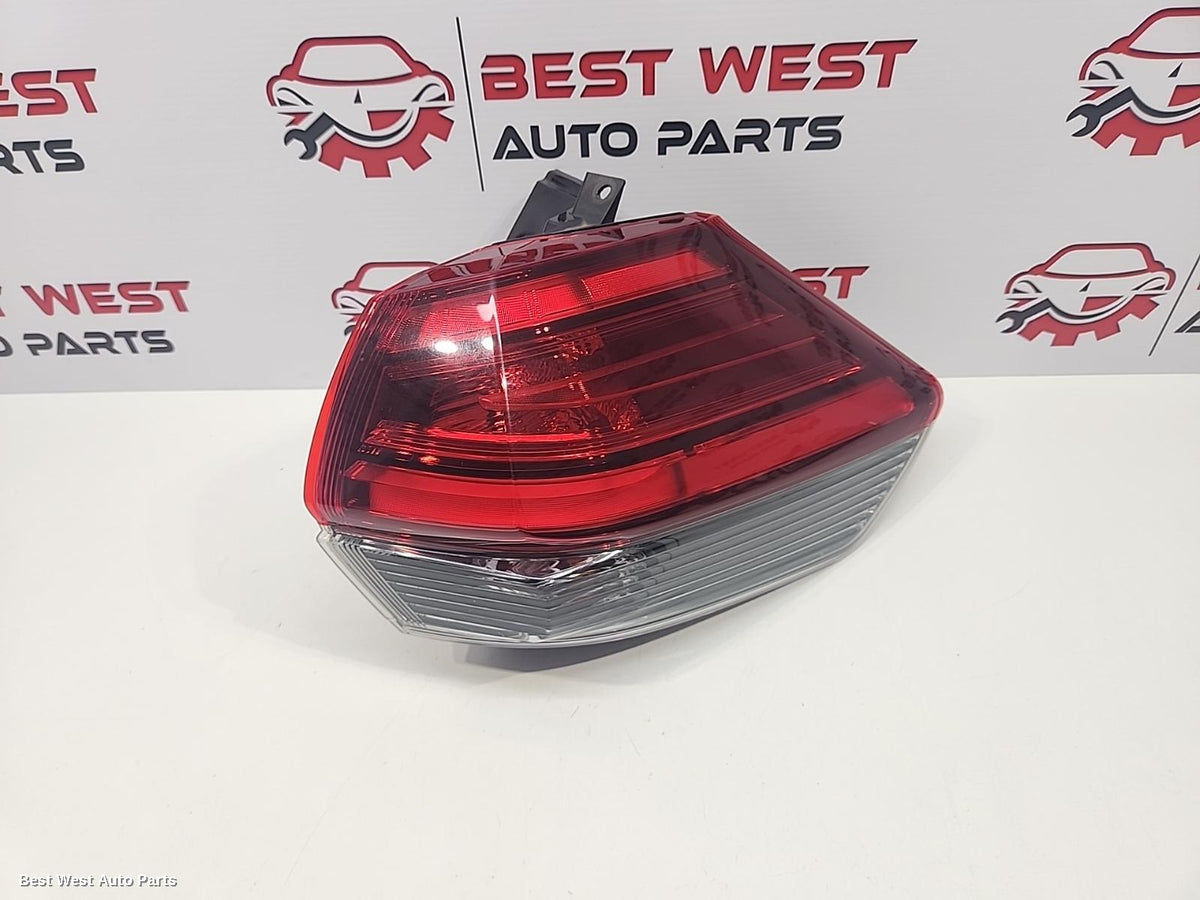 2020 NISSAN XTRAIL Right Taillight