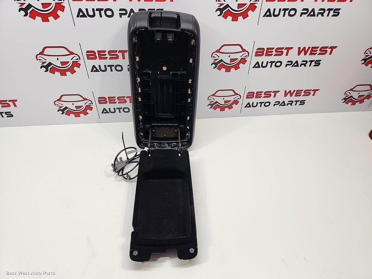 2011 JEEP GRANDCHEROKEE Console