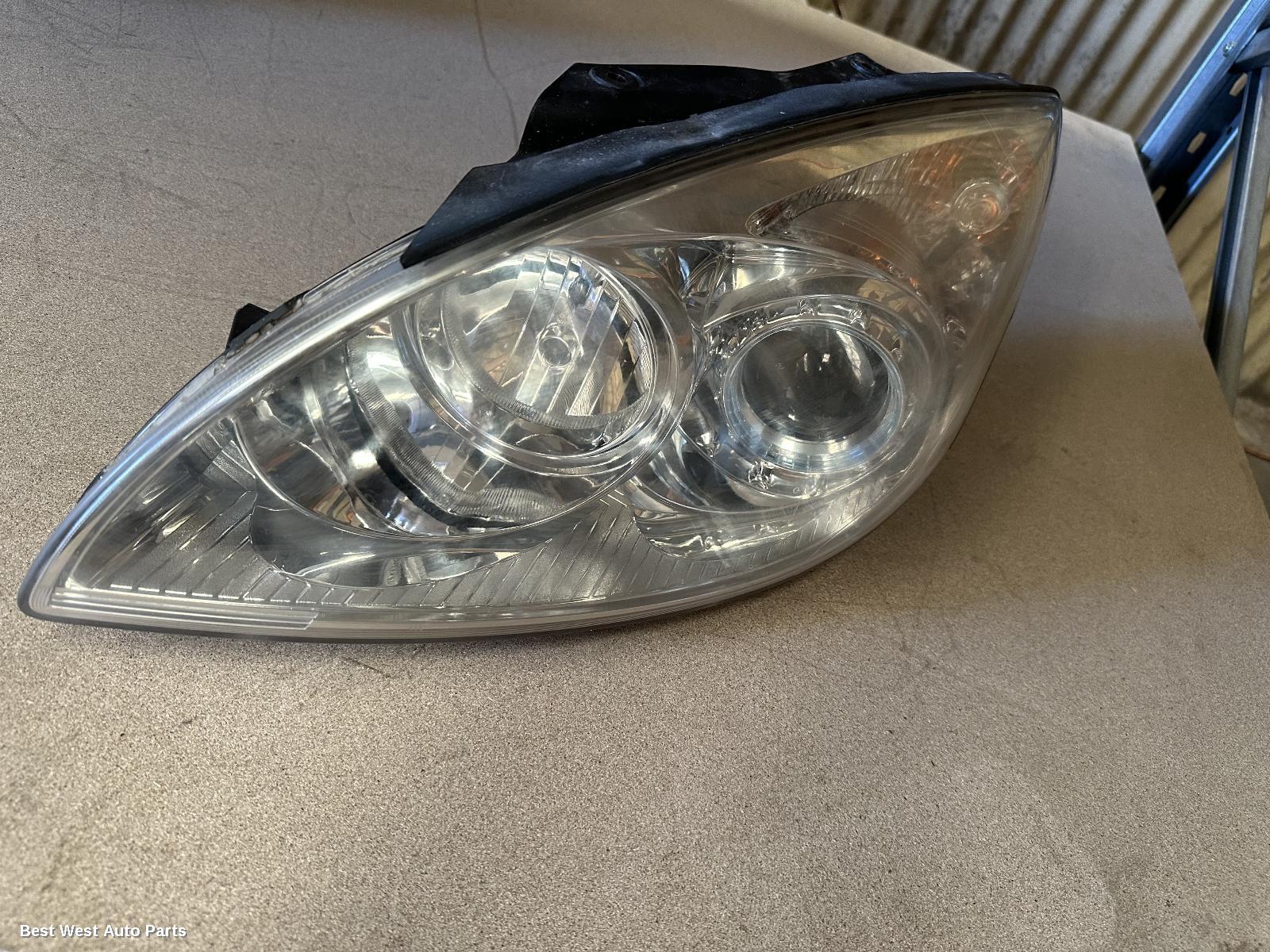 2010 HYUNDAI I30 Left Headlamp