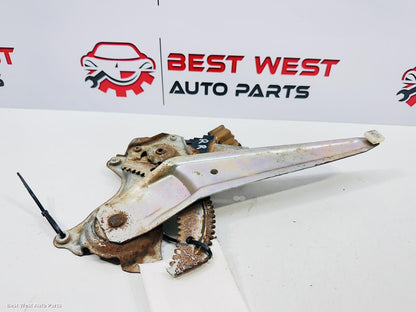 2019 TOYOTA HILUX Right Rear Wnd Reg/Motor
