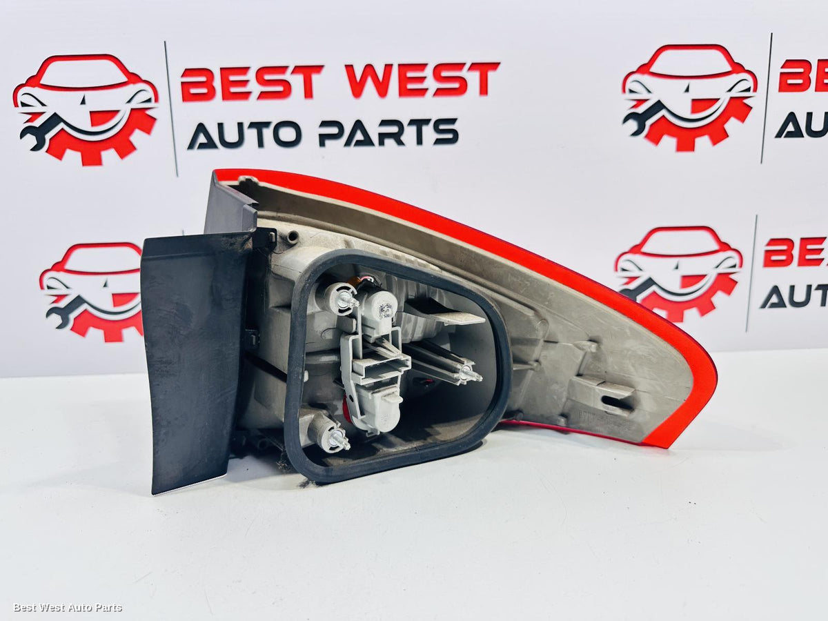 2008 FORD FALCON Left Taillight