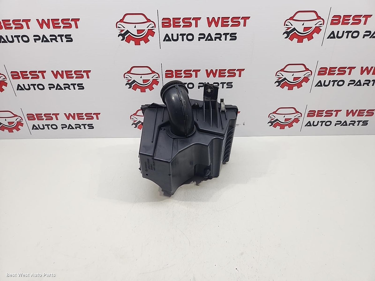 2011 MAZDA 3 Air Cleaner/Box