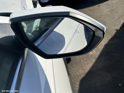 2025 HYUNDAI KONA Courtesy Light