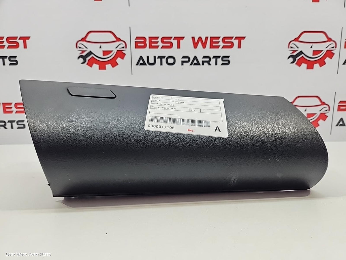 2017 TOYOTA HILUX Glove Box