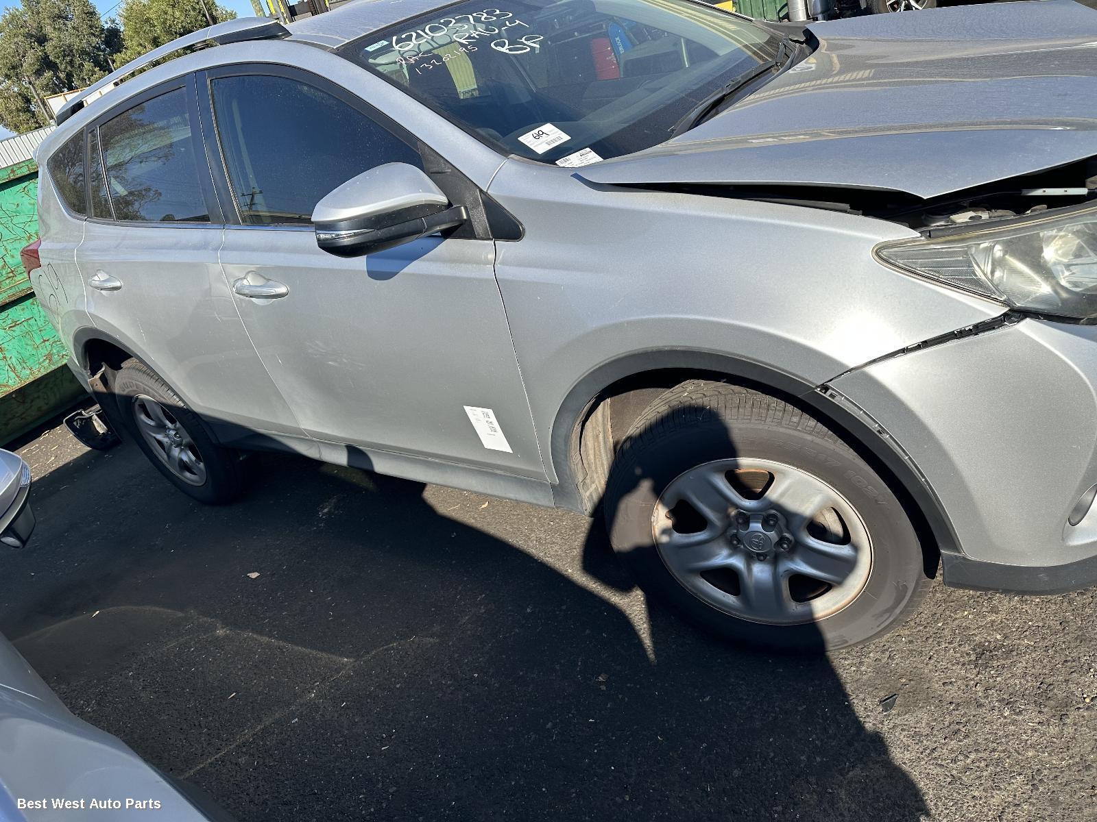 2014 TOYOTA RAV4 Right Front Door