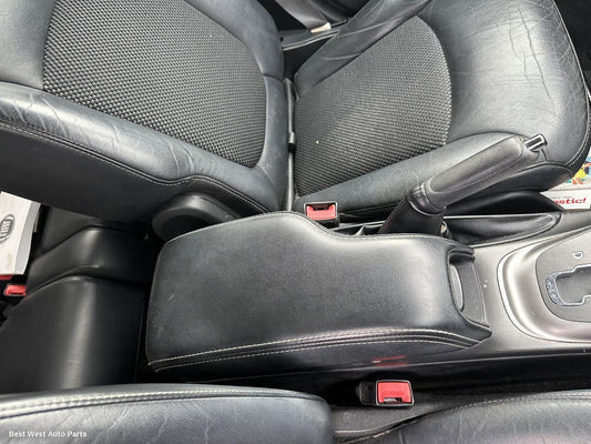 2015 FIAT FREEMONT Console
