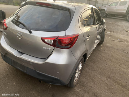 2018 MAZDA 2 Left Front Door
