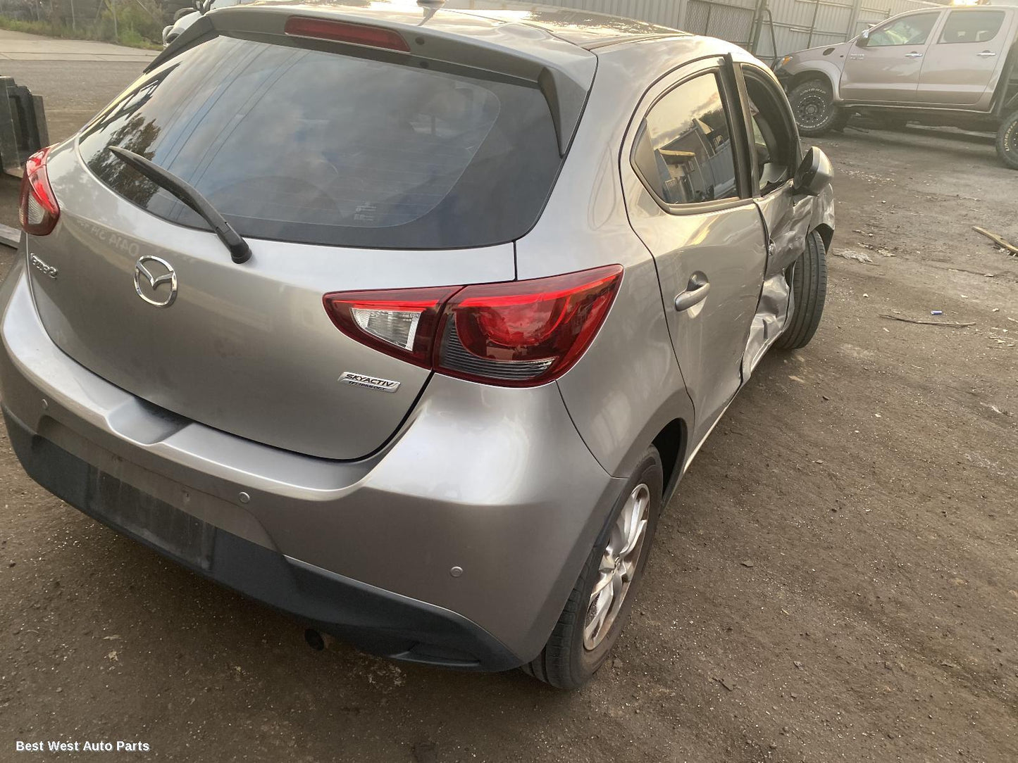 2018 MAZDA 2 Engine