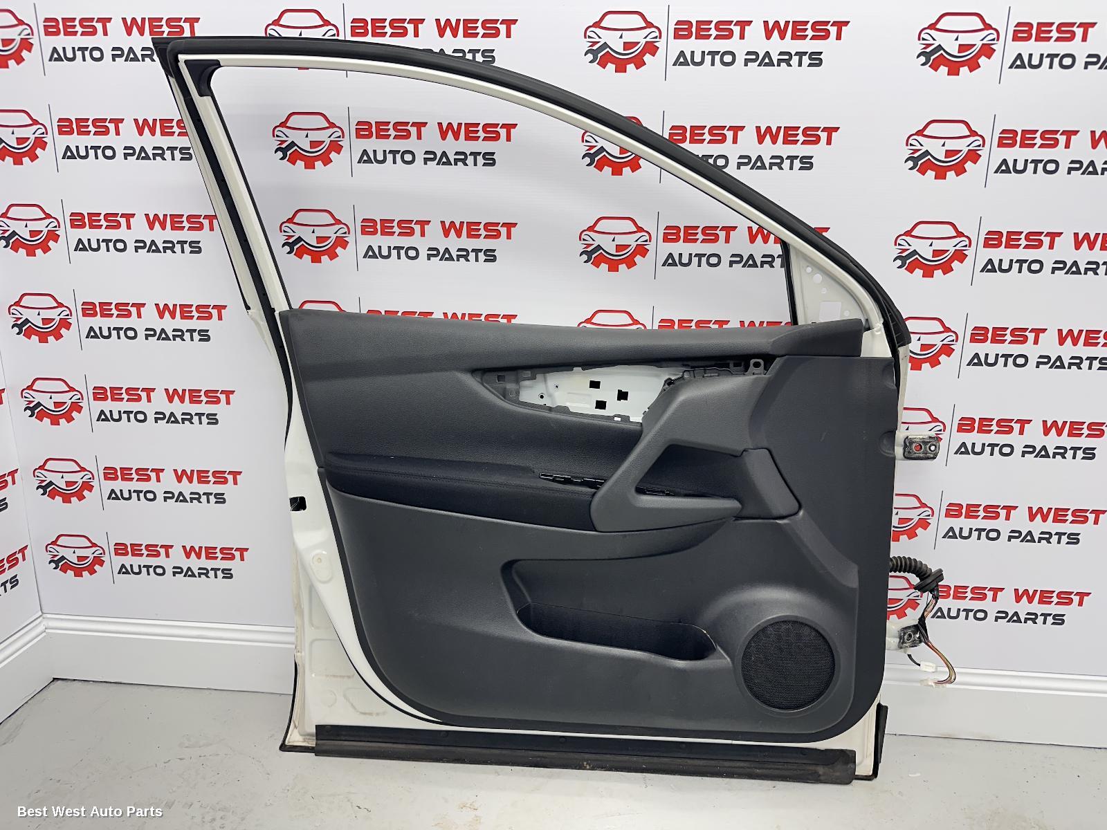 2016 NISSAN QASHQAI Left Front Door