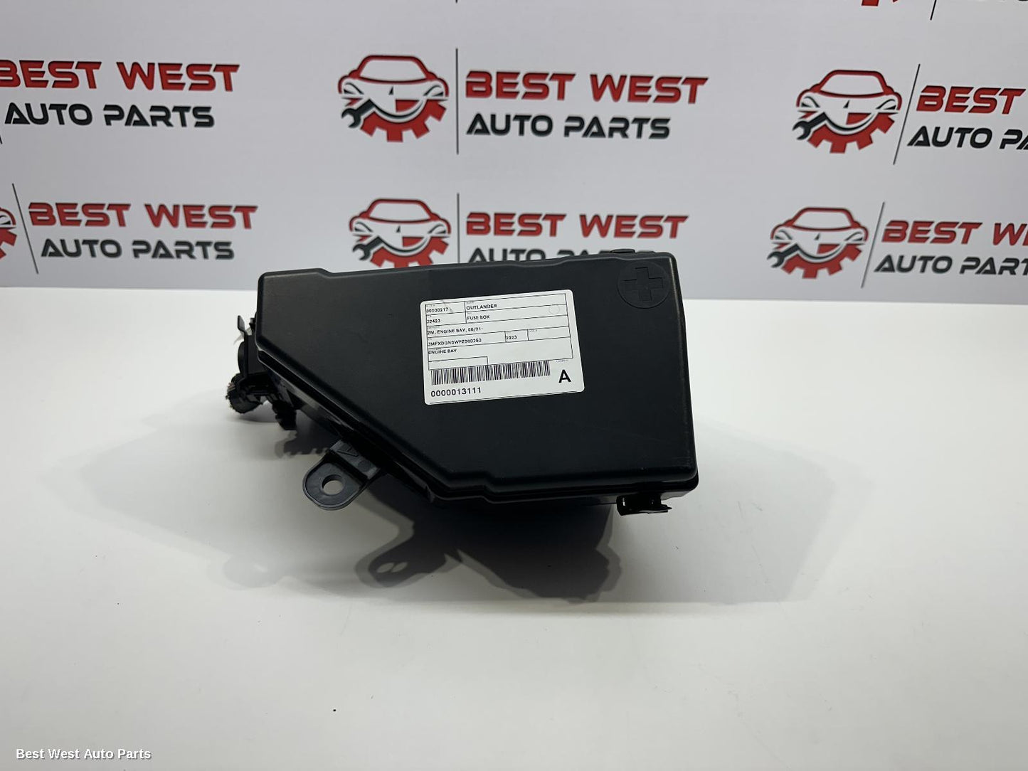 2023 MITSUBISHI OUTLANDER Fuse Box