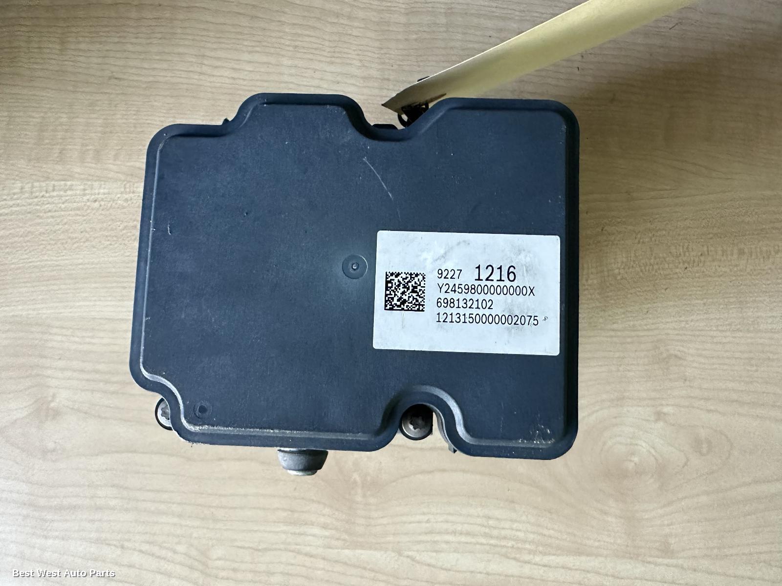 2013 HOLDEN COMMODORE Abs Pump/Modulator