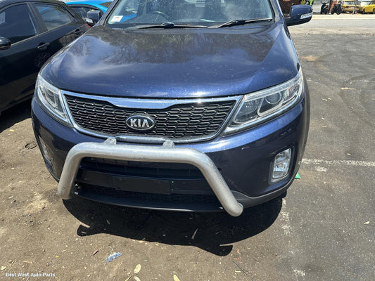2013 KIA SORENTO Left Headlamp