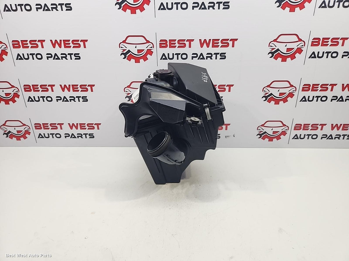 2011 MAZDA 3 Air Cleaner/Box