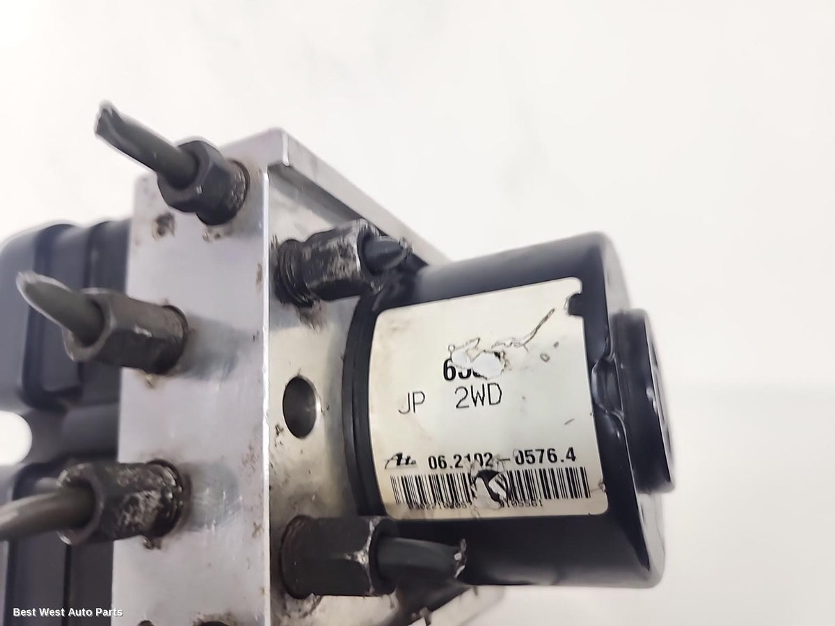 2009 SUZUKI SWIFT Abs Pump/Modulator