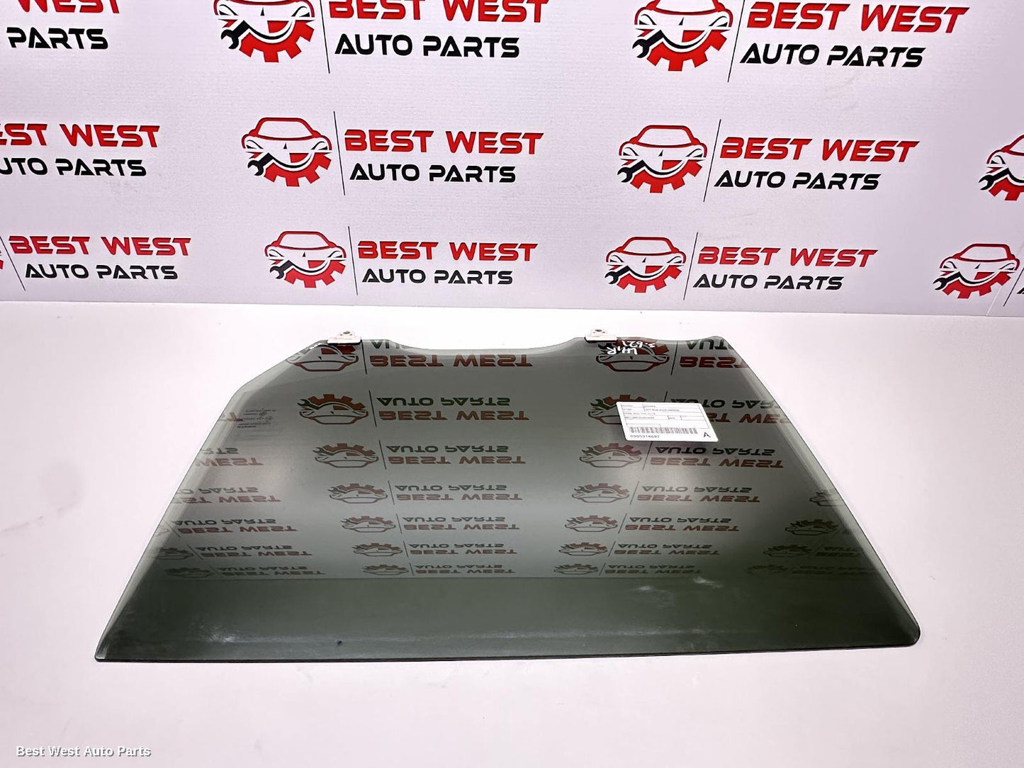 2023 NISSAN NAVARA Left Rear Door Window
