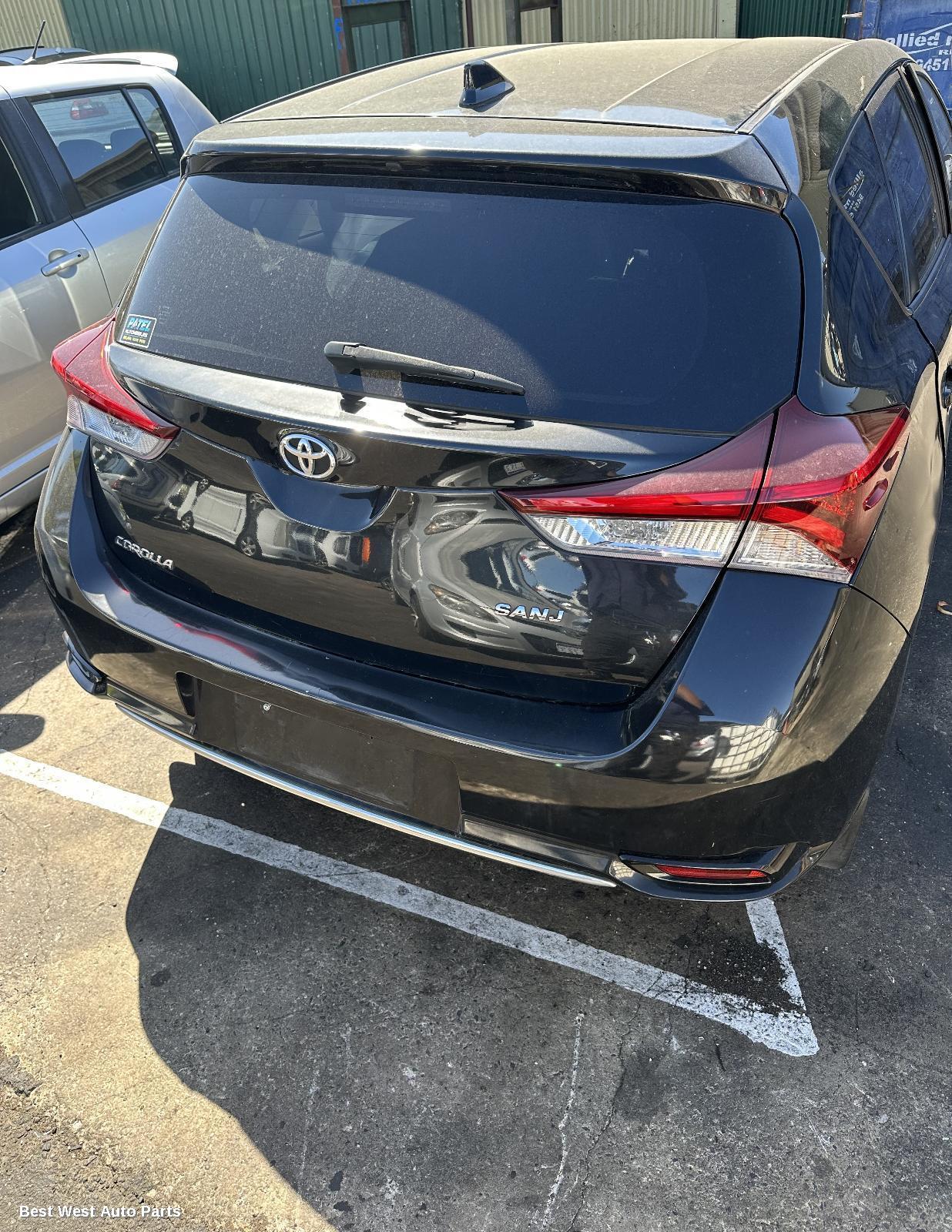 2015 TOYOTA COROLLA Bootlid/Tailgate