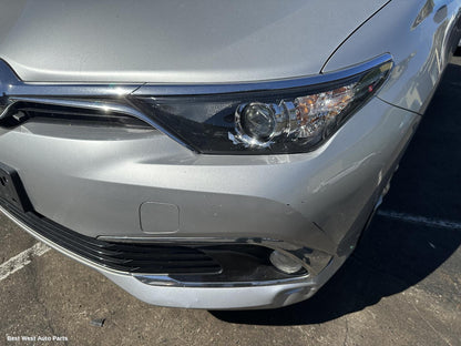 2017 TOYOTA COROLLA Air Cleaner/Box
