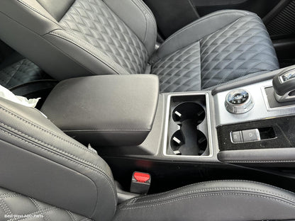 2023 MITSUBISHI OUTLANDER Console