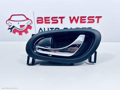 2021 NISSAN NAVARA Door Handle