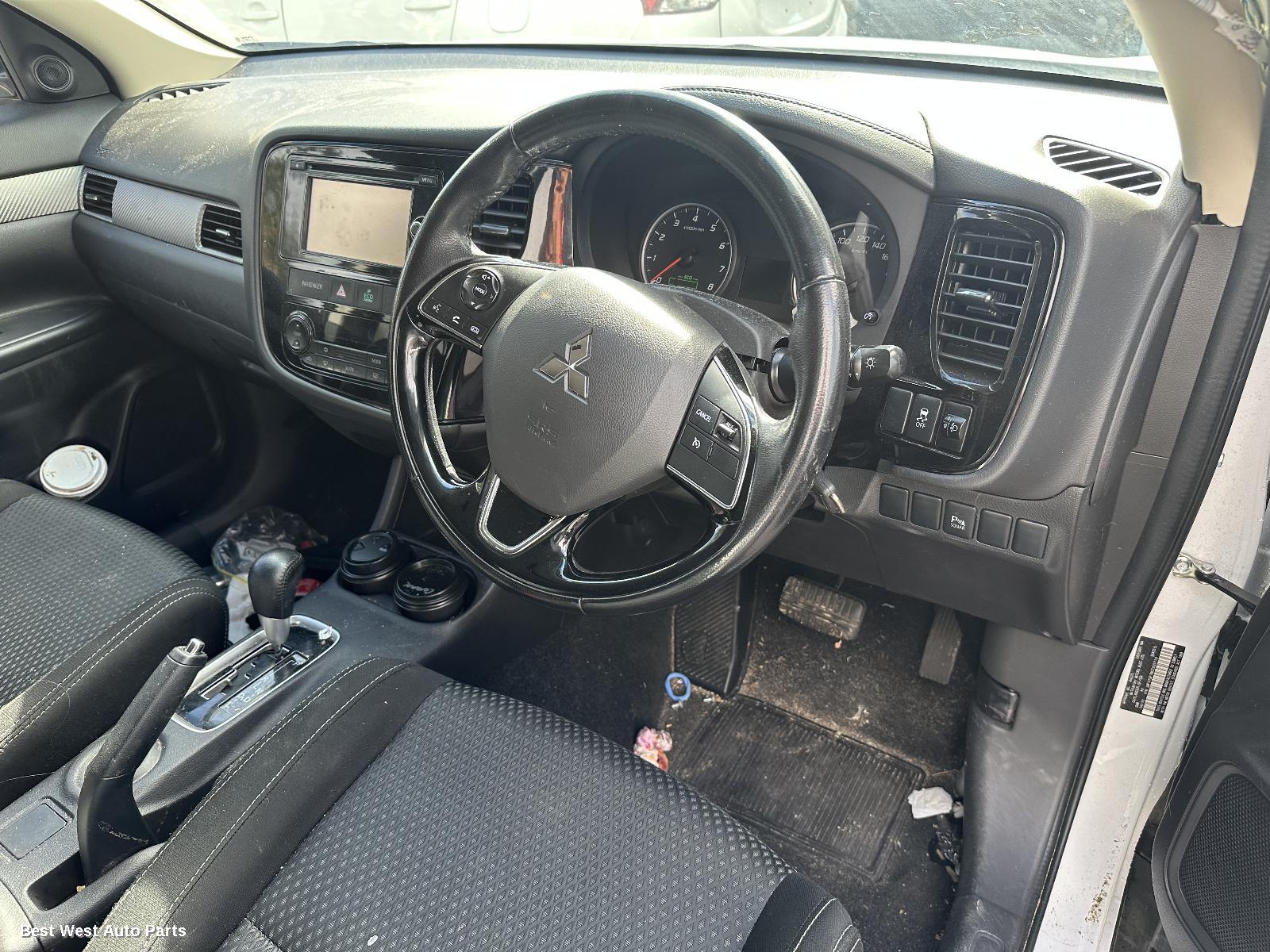 2016 MITSUBISHI OUTLANDER Instrument Cluster