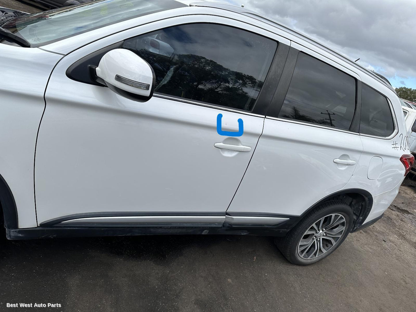 2016 MITSUBISHI OUTLANDER Left Front Door Window
