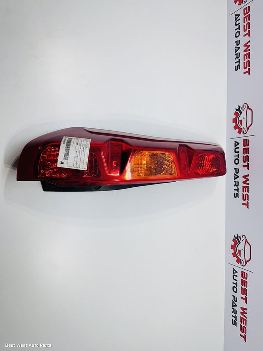 2010 NISSAN XTRAIL Left Taillight