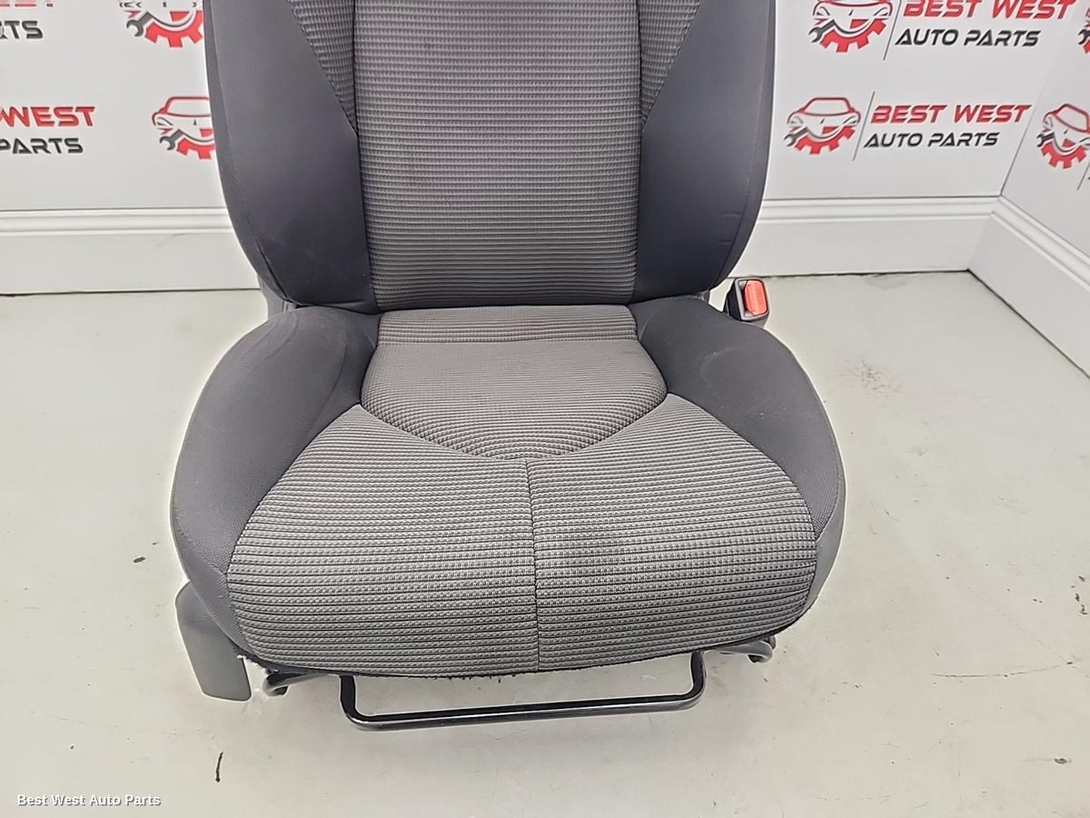 2022 TOYOTA KLUGER Front Seat