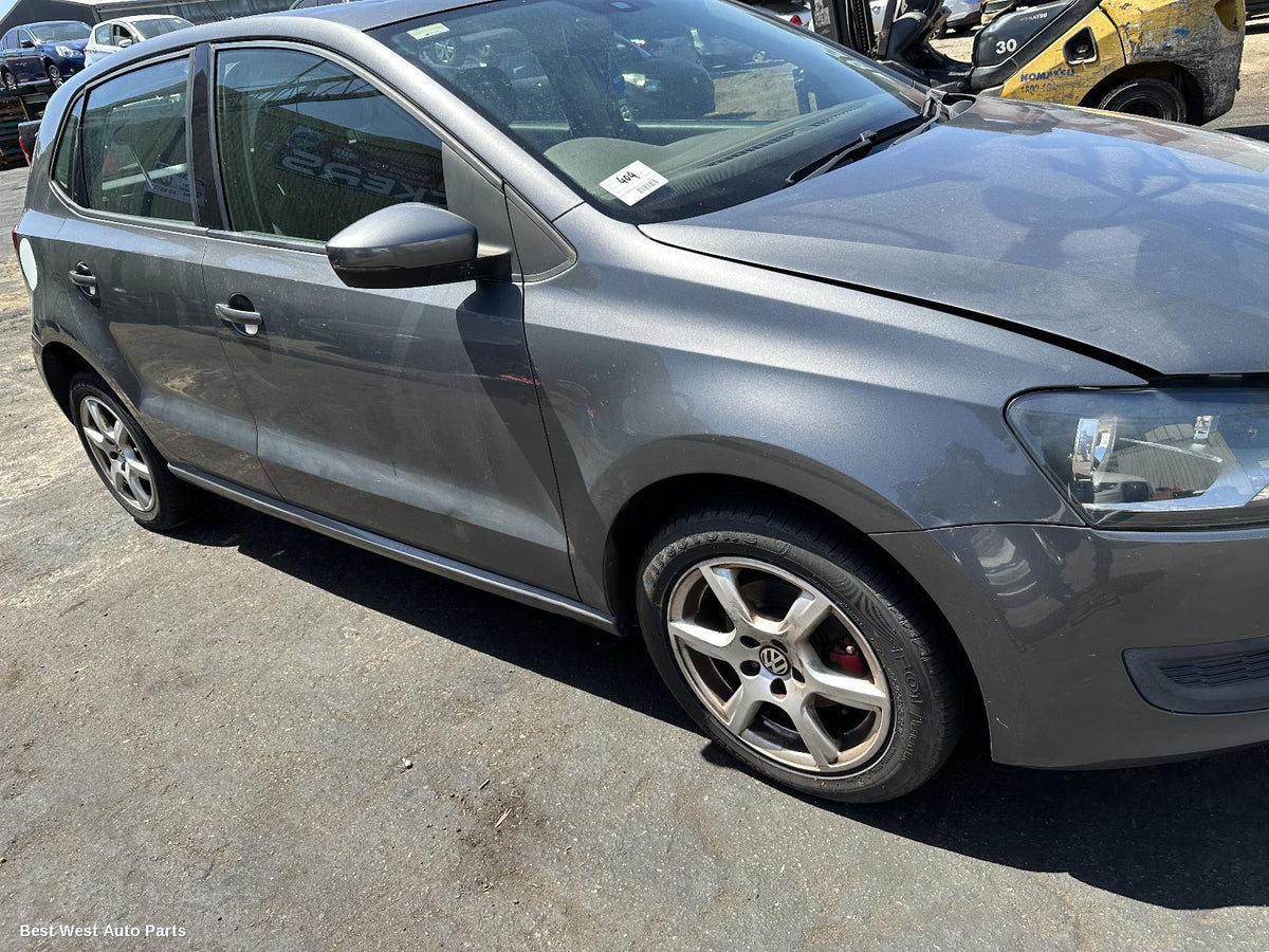 2012 VOLKSWAGEN POLO Left Headlamp