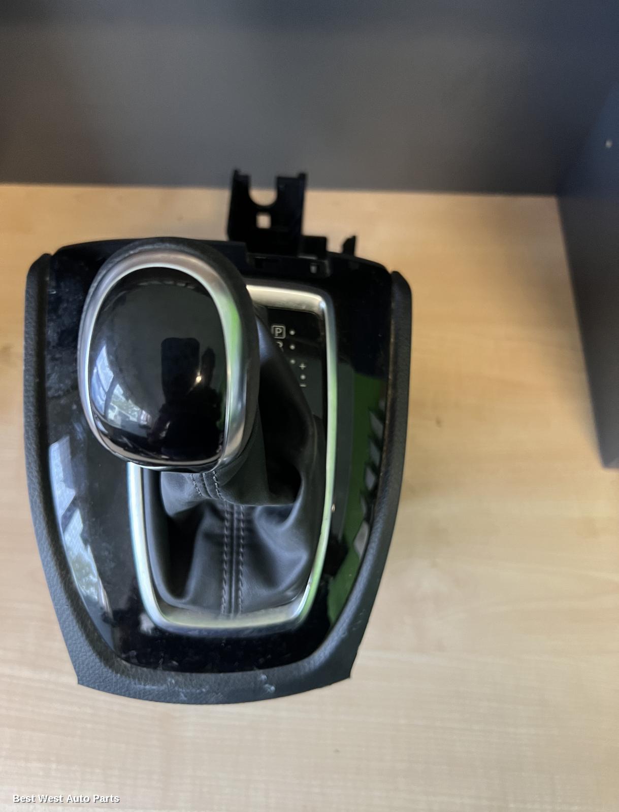 2020 NISSAN XTRAIL Gear Stick/Shifter