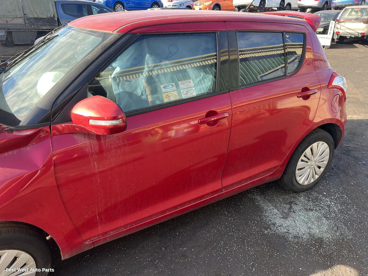 2015 SUZUKI SWIFT Radio/Cd/Dvd/Sat/Tv