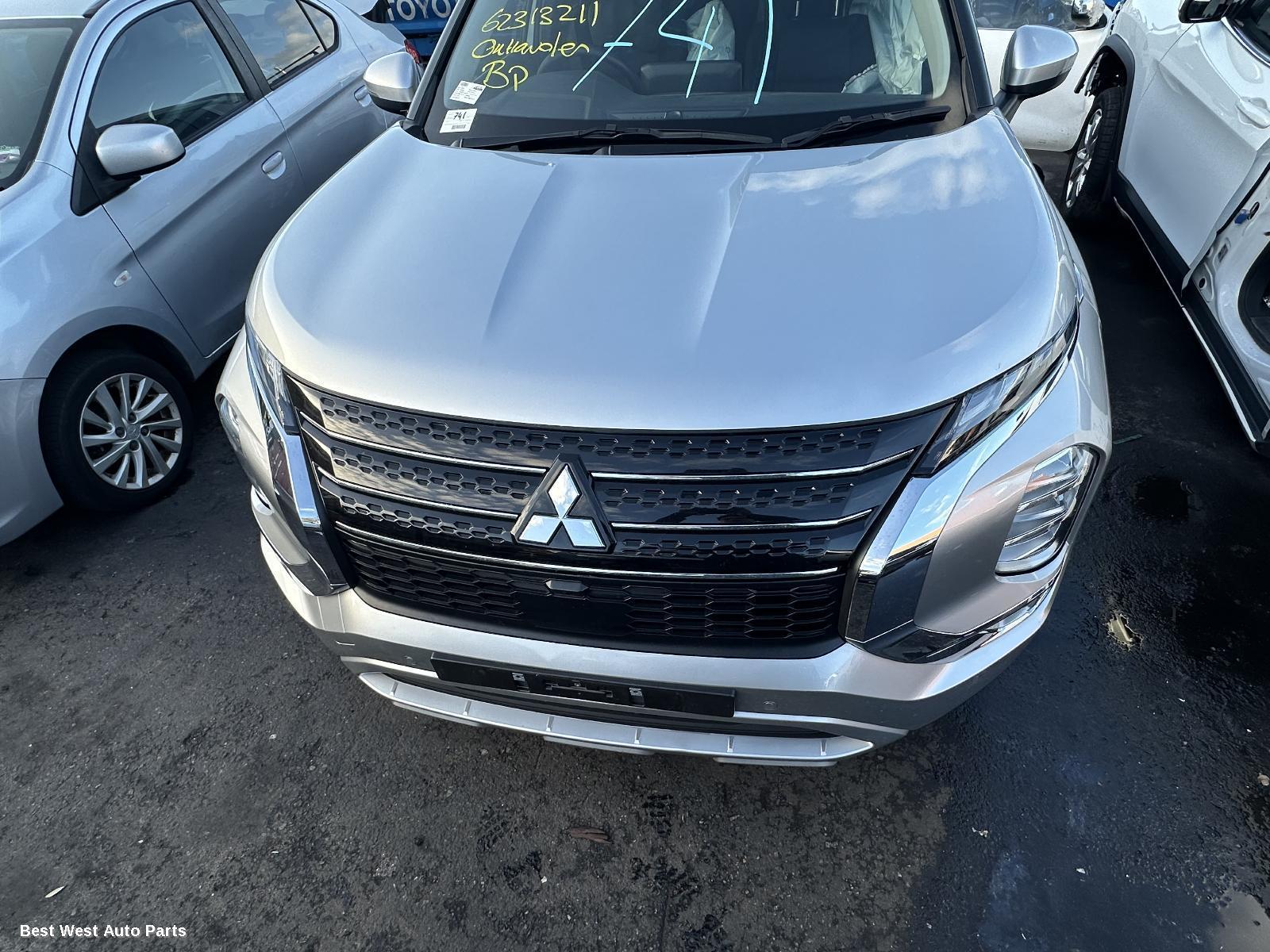 2023 MITSUBISHI OUTLANDER Bonnet