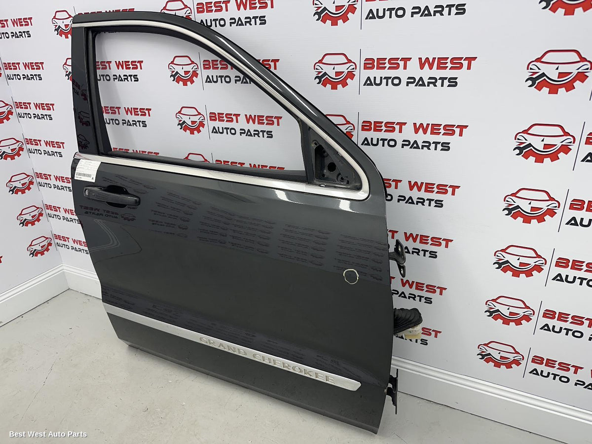 2011 JEEP GRANDCHEROKEE Right Front Door