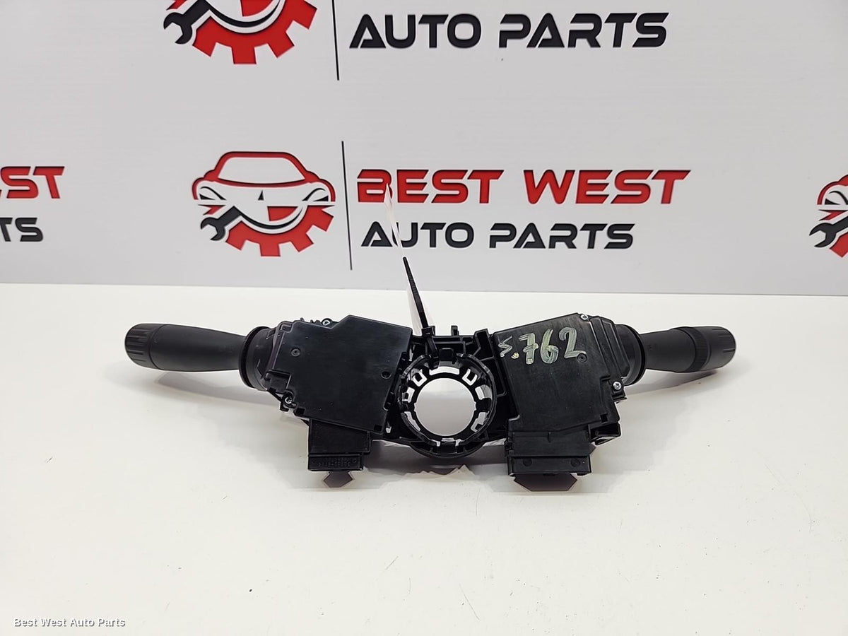 2017 TOYOTA HILUX Combination Switch