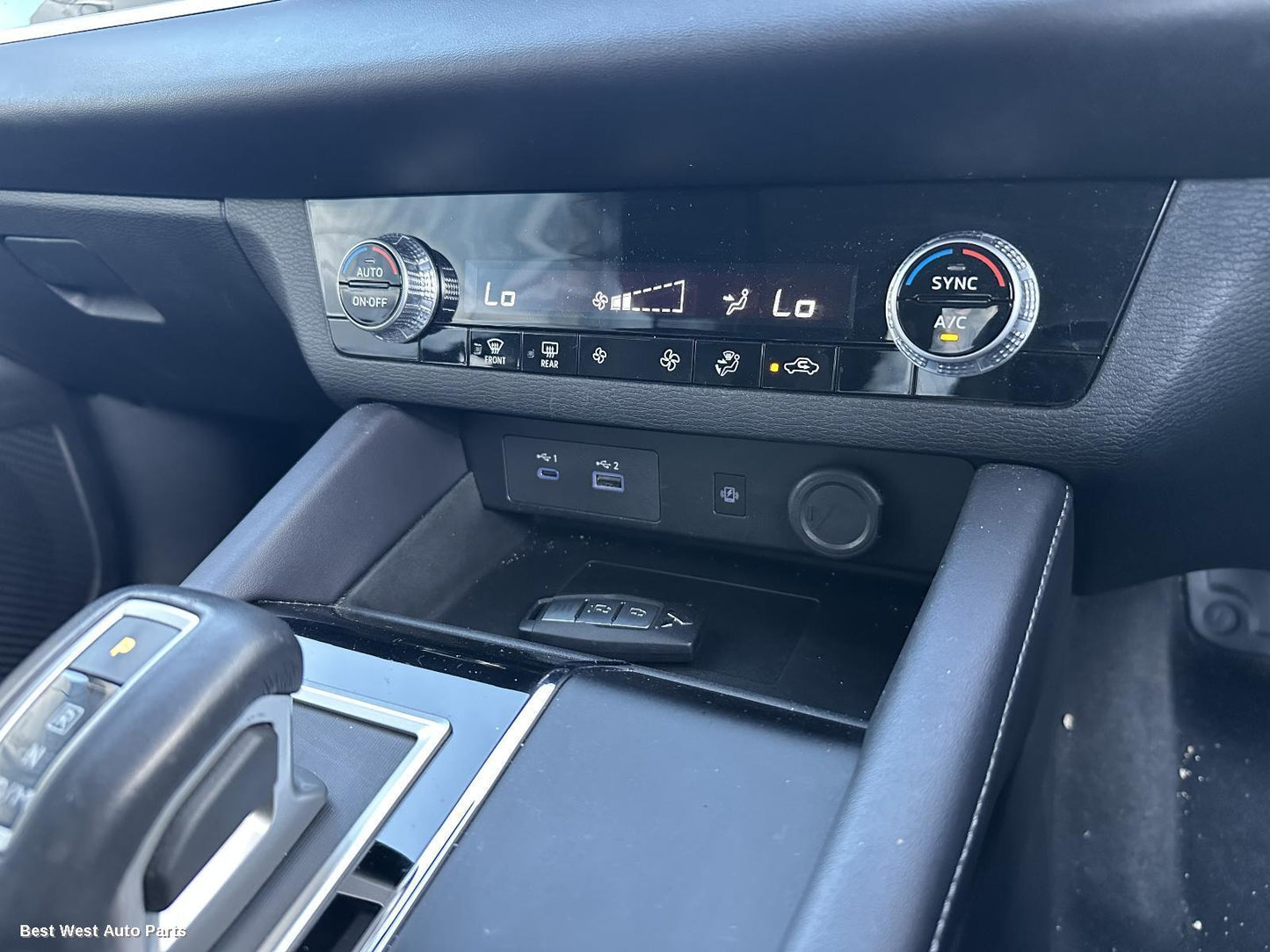 2023 MITSUBISHI OUTLANDER Heater/Ac Controls