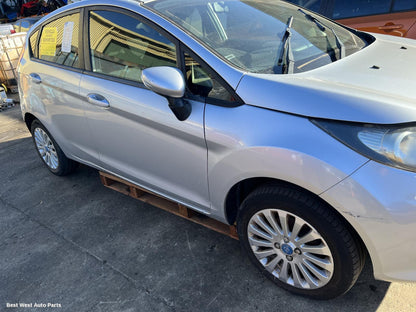 2011 FORD FIESTA Right Front Door