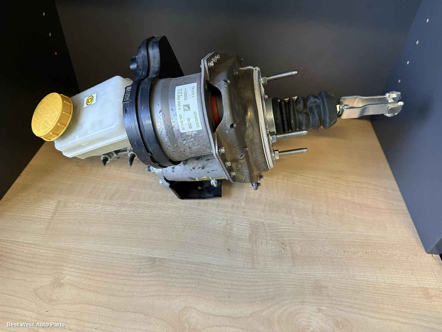 2023 SUBARU OUTBACK Brake Booster