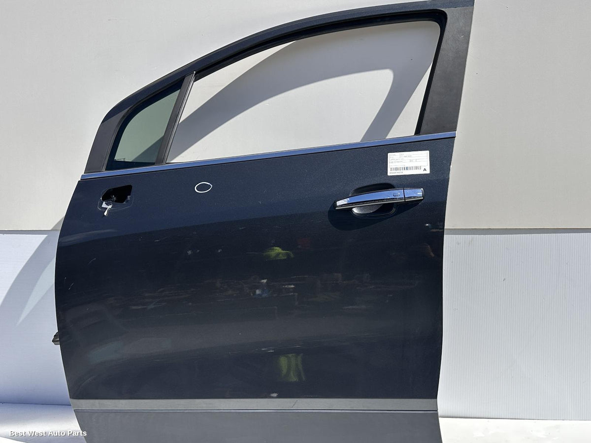 2018 HOLDEN TRAX Left Front Door