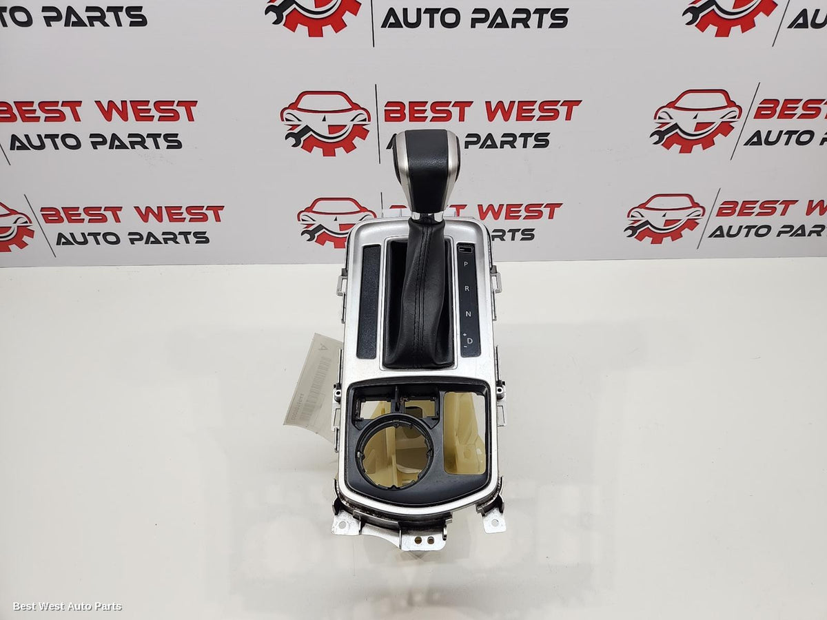2019 MITSUBISHI PAJERO Gear Stick/Shifter
